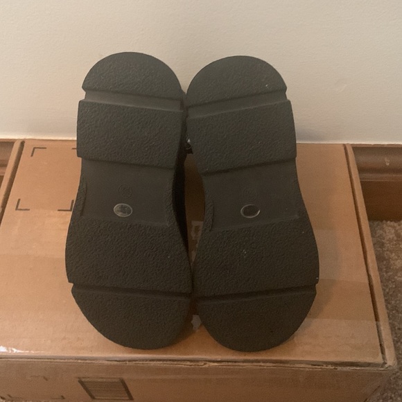 DADAWEN Boys Girls Waterproof Lace Combat Boots - Black - LIKE NEW - Picture 4 of 4